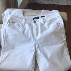 White minimalist jeggings